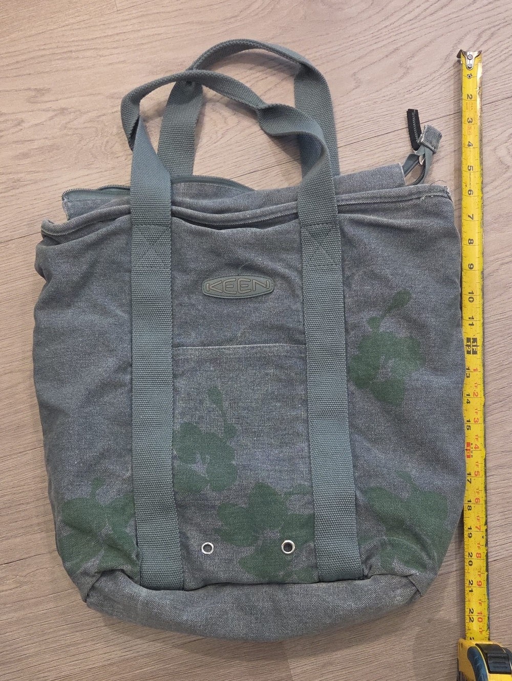 KEEN Gray/green Canvas Messenger Tote with Green Floral Accents